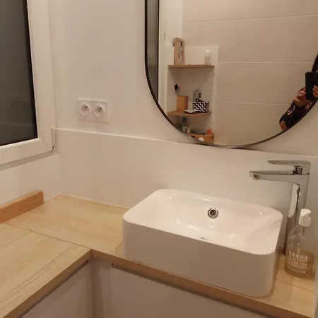 Privee Chez Sabine Au 4eme Etage Sans Ascenseur Séjour chez l'habitant Clermont-Ferrand